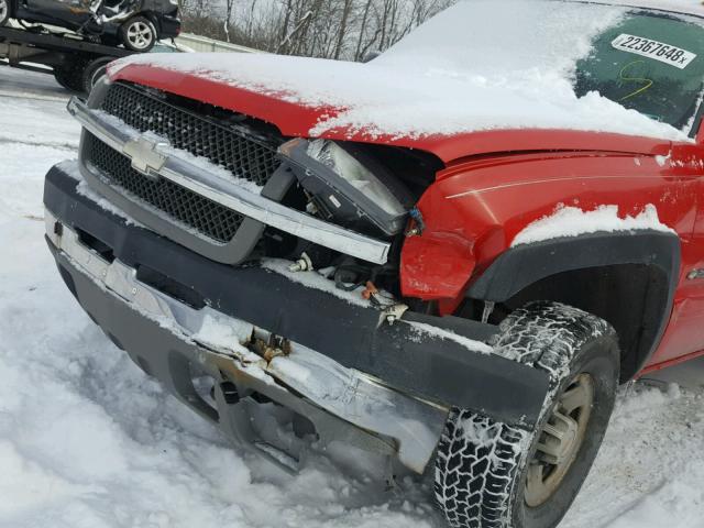 1GCHC24U74E130630 - 2004 CHEVROLET SILVERADO RED photo 9