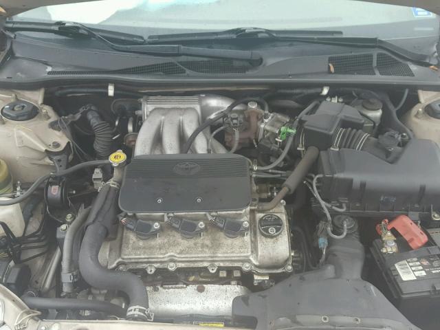 4T1BF32K42U028351 - 2002 TOYOTA CAMRY LE TAN photo 7