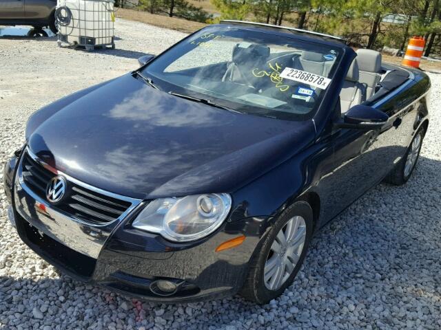 WVWBA7AH8AV021024 - 2010 VOLKSWAGEN EOS TURBO BLUE photo 9