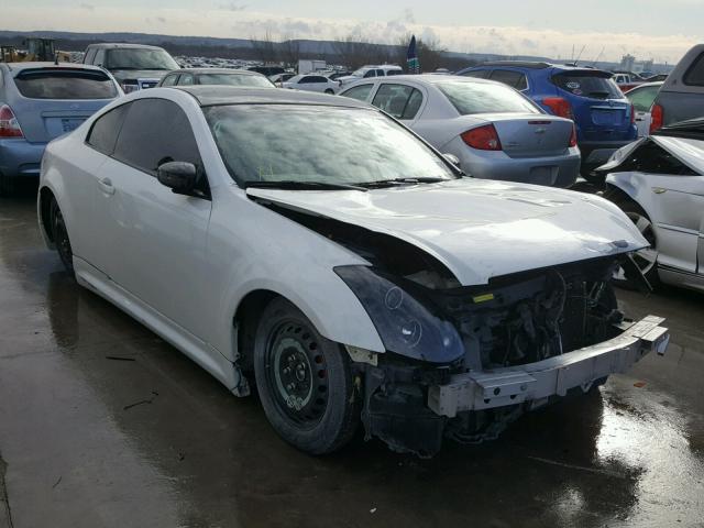 JNKCV54E45M405875 - 2005 INFINITI G35 WHITE photo 1