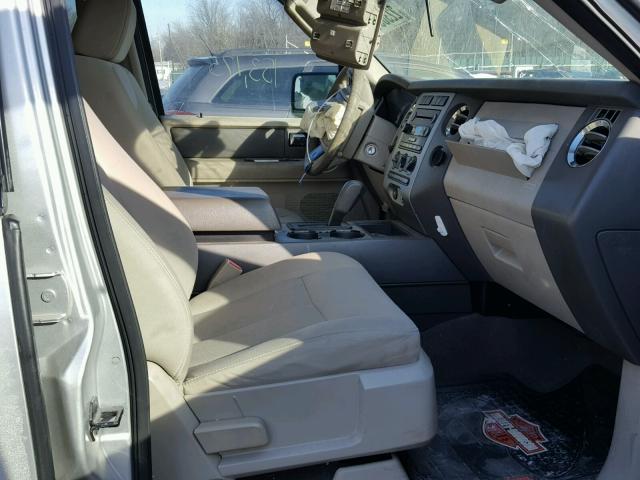 1FMFK15557LA27309 - 2007 FORD EXPEDITION SILVER photo 5