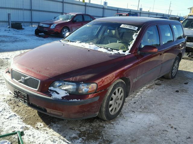 YV1SW61RX21262526 - 2002 VOLVO V70 RED photo 2