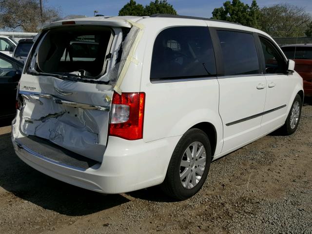 2C4RC1BG0DR784397 - 2013 CHRYSLER TOWN & COU WHITE photo 4