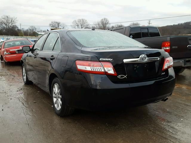 4T1BF3EK6BU702608 - 2011 TOYOTA CAMRY BASE BLACK photo 3