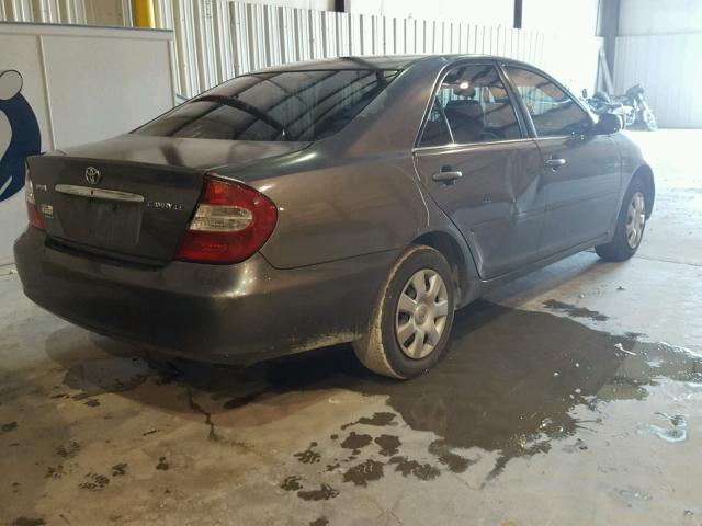 4T1BE32K22U518600 - 2002 TOYOTA CAMRY LE GRAY photo 4