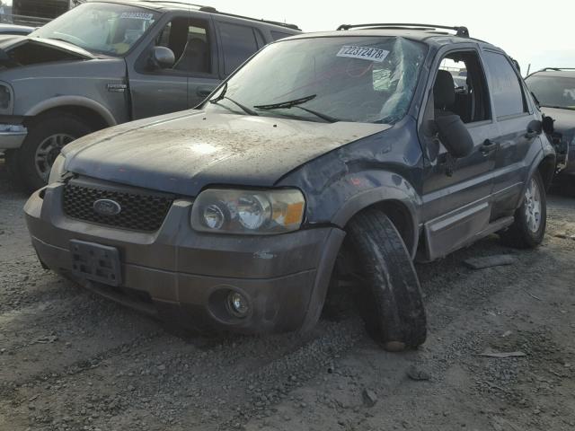 1FMYU03186KA74190 - 2006 FORD ESCAPE XLT BLUE photo 2