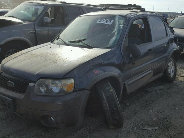 1FMYU03186KA74190 - 2006 FORD ESCAPE XLT BLUE photo 9