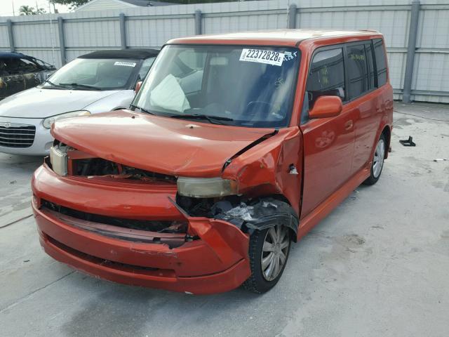 JTLKT324940162799 - 2004 TOYOTA SCION XB ORANGE photo 2