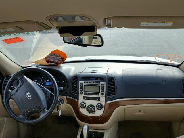 5NMSH13E79H332822 - 2009 HYUNDAI SANTA FE S WHITE photo 9