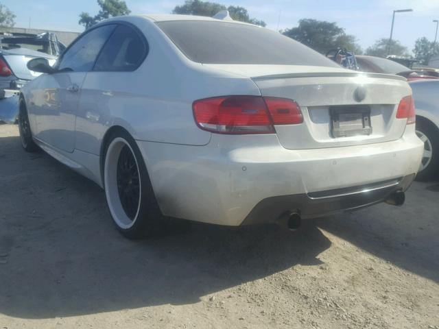 WBAWB73569P044574 - 2009 BMW 335 I WHITE photo 3