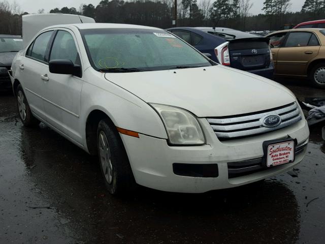 3FAHP06Z68R224122 - 2008 FORD FUSION S WHITE photo 1