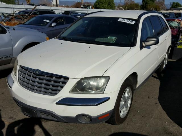 2C4GM68475R331068 - 2005 CHRYSLER PACIFICA T WHITE photo 2