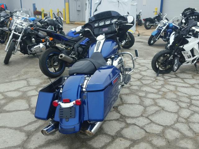 1HD1KBC1XHB688330 - 2017 HARLEY-DAVIDSON FLHX STREE BLUE photo 4