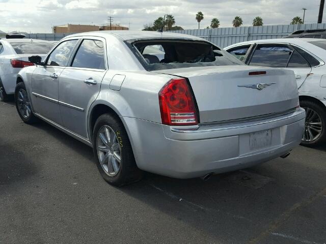 2C3KA63H98H221084 - 2008 CHRYSLER 300C SILVER photo 3