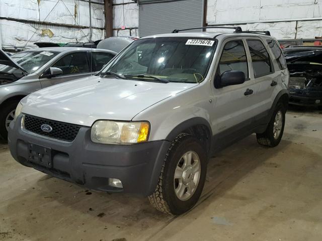 1FMCU04152KA62890 - 2002 FORD ESCAPE XLT SILVER photo 2