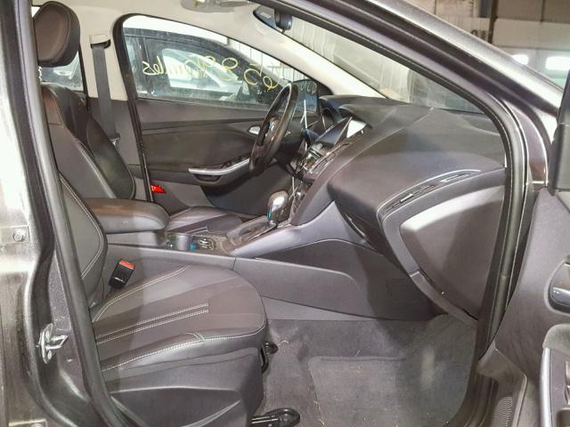 1FADP3N25EL388475 - 2014 FORD FOCUS TITA GRAY photo 5