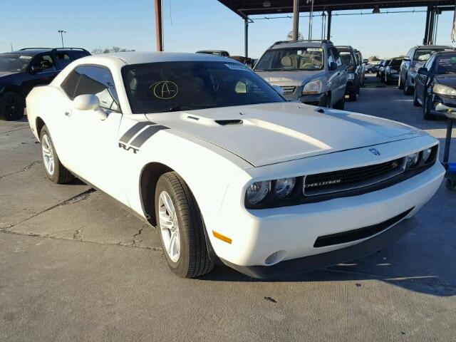 2B3LJ54T79H603856 - 2009 DODGE CHALLENGER WHITE photo 1