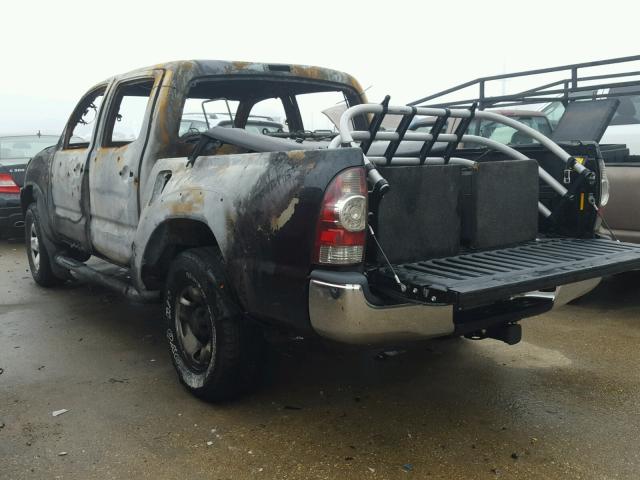 3TMJU62N29M079881 - 2009 TOYOTA TACOMA DOU BURN photo 3