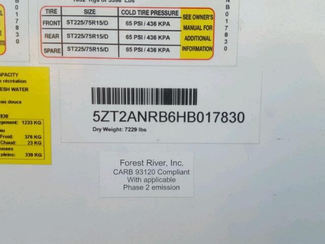 5ZT2ANRB6HB017830 - 2017 COACH TRAILER WHITE photo 10