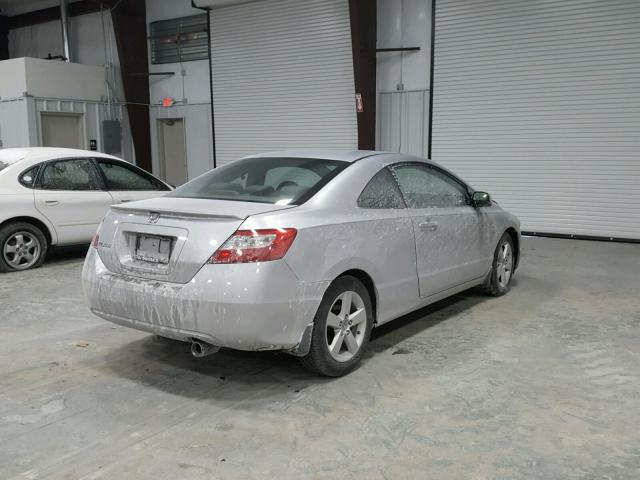 2HGFG12978H573526 - 2008 HONDA CIVIC EXL SILVER photo 4