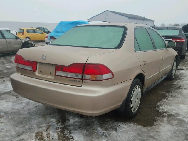 1HGCG56402A014883 - 2002 HONDA ACCORD LX GOLD photo 4