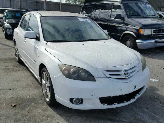 JM1BK143841174752 - 2004 MAZDA 3 HATCHBAC WHITE photo 1