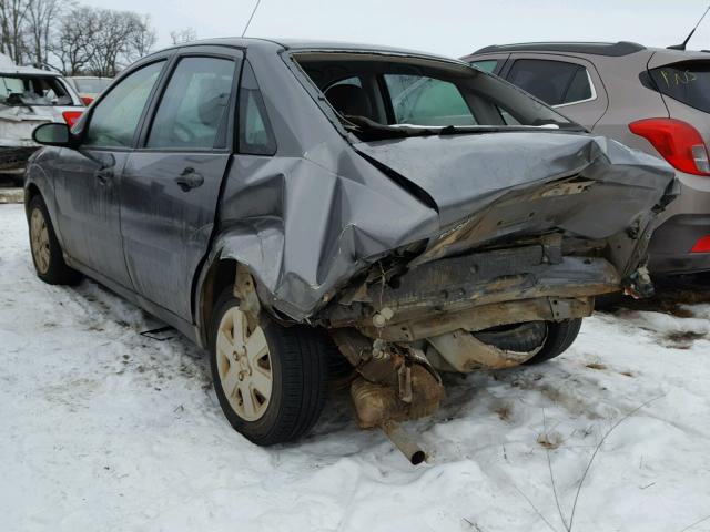 1FAHP34N37W114383 - 2007 FORD FOCUS ZX4 GRAY photo 3