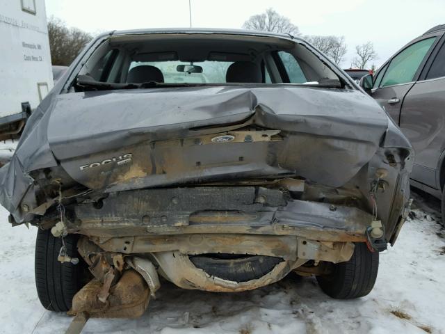 1FAHP34N37W114383 - 2007 FORD FOCUS ZX4 GRAY photo 9