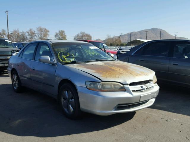 1HGCG665XXA134843 - 1999 HONDA ACCORD LX SILVER photo 1