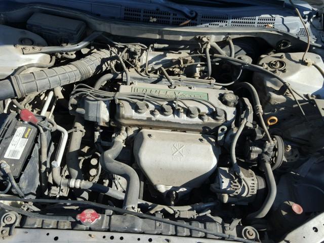 1HGCG665XXA134843 - 1999 HONDA ACCORD LX SILVER photo 7