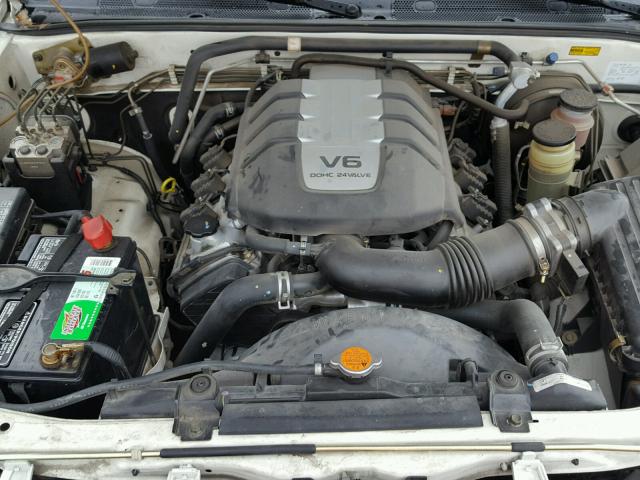 4S6CK58W1Y4410410 - 2000 HONDA PASSPORT E 白色 照片 7