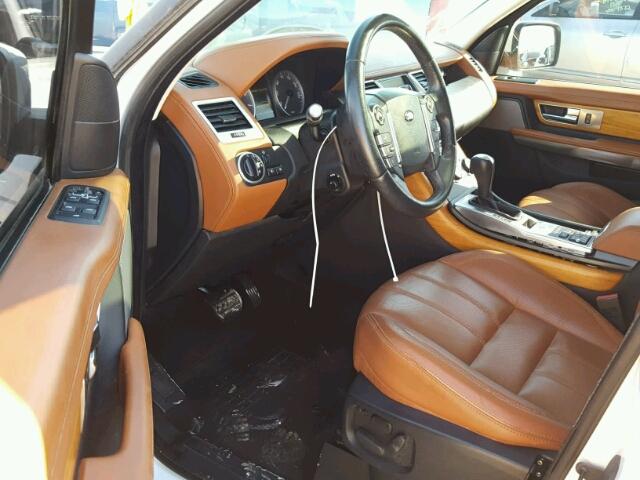 SALSK2D41DA782278 - 2013 LAND ROVER RANGE ROVE WHITE photo 9