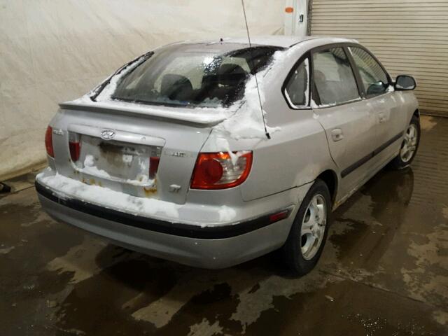 KMHDN56DX5U132267 - 2005 HYUNDAI ELANTRA GL SILVER photo 4