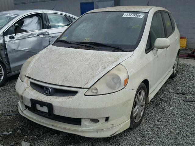 JHMGD38617S046320 - 2007 HONDA FIT S WHITE photo 2