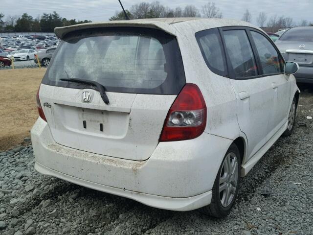 JHMGD38617S046320 - 2007 HONDA FIT S WHITE photo 4