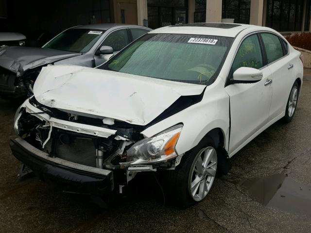 1N4AL3AP9DC101587 - 2013 NISSAN ALTIMA 2.5 WHITE photo 2