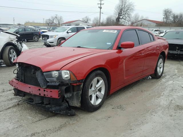 2C3CDXBG4CH156325 - 2012 DODGE CHARGER SE RED photo 2