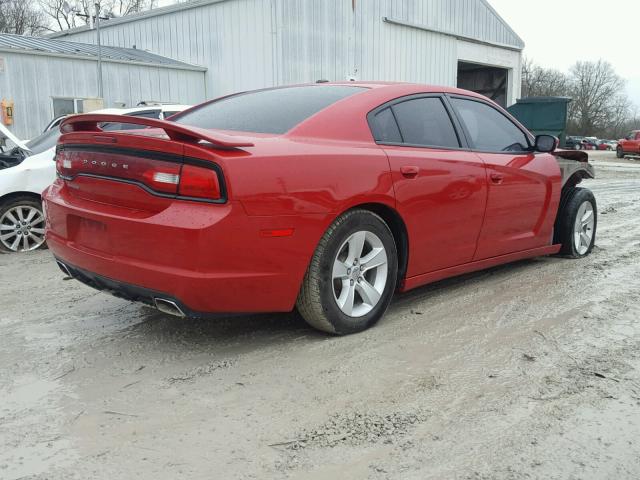 2C3CDXBG4CH156325 - 2012 DODGE CHARGER SE RED photo 4