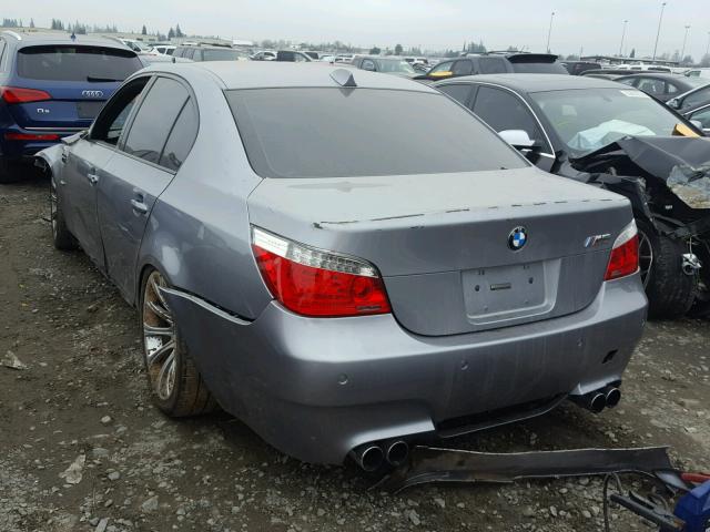 WBSNB93586B584911 - 2006 BMW M5 GRAY photo 3