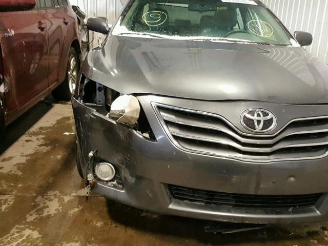 4T4BF3EK4AR061706 - 2010 TOYOTA CAMRY BASE GRAY photo 9