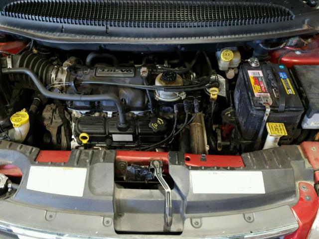 2C4GP54L95R164470 - 2005 CHRYSLER TOWN & COU RED photo 7