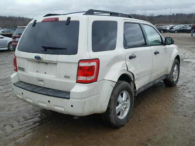 1FMCU9D73AKC41677 - 2010 FORD ESCAPE XLT WHITE photo 4