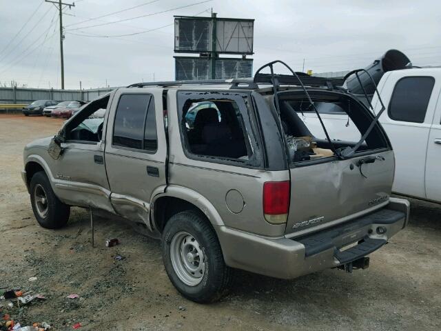 1GNCS13X13K178828 - 2003 CHEVROLET BLAZER TAN photo 3