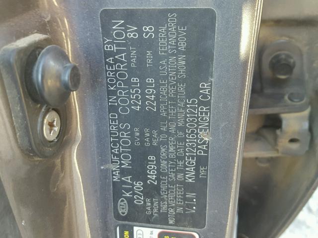 KNAGE123165031215 - 2006 KIA OPTIMA LX GRAY photo 10