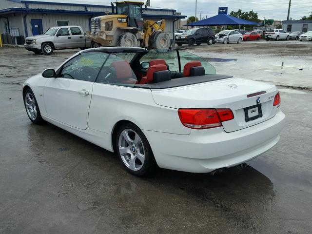 WBAWL13527PX13947 - 2007 BMW 328 I WHITE photo 3