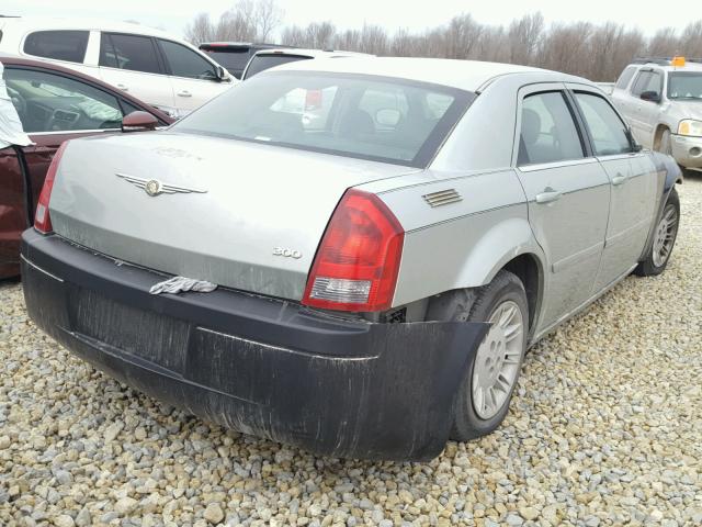 2C3LA43R06H127125 - 2006 CHRYSLER 300 GRAY photo 4