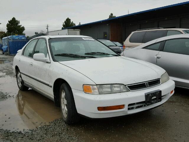 1HGCD5631VA114382 - 1997 HONDA ACCORD LX WHITE photo 1