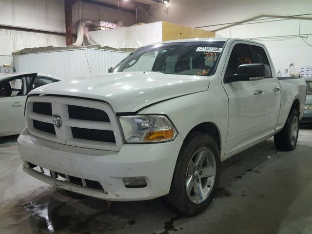 1D7RV1GT1BS607973 - 2011 DODGE RAM 1500 WHITE photo 2