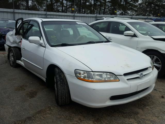 1HGCG5654WA225891 - 1998 HONDA ACCORD EX WHITE photo 1