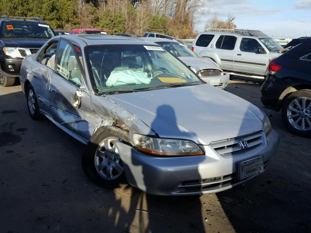 1HGCG56652A009521 - 2002 HONDA ACCORD EX SILVER photo 1